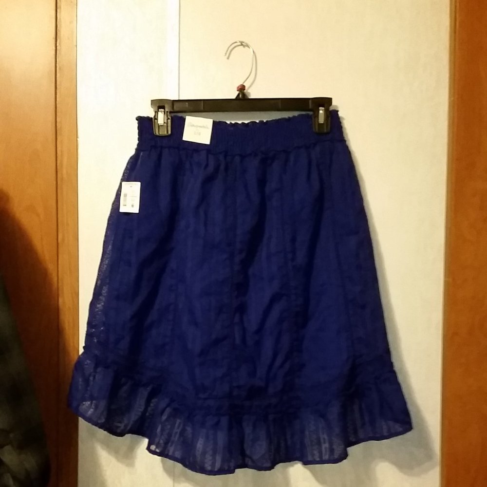 New Aeropostale Skirt sz large